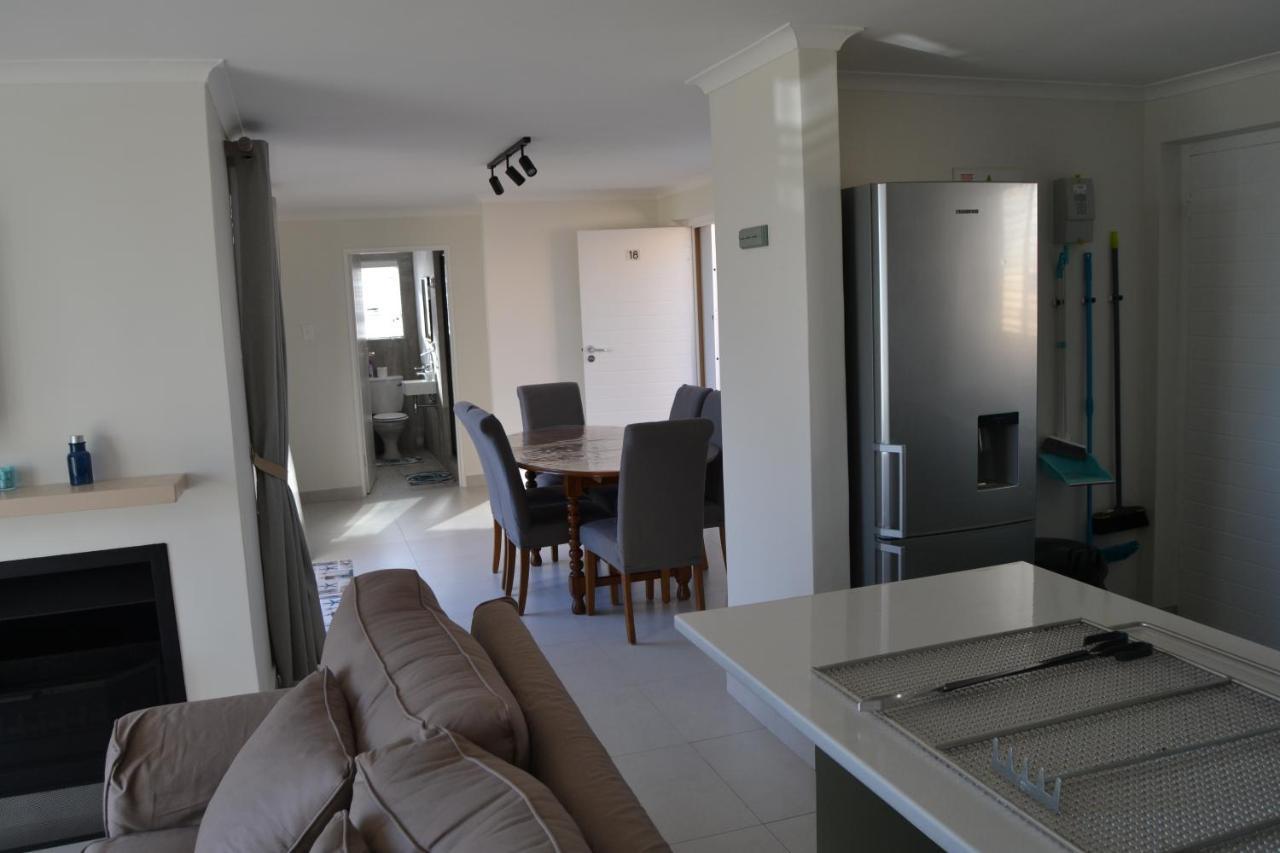 Hermanus Beach Club - Le Maree House 18 Eksteriør bilde